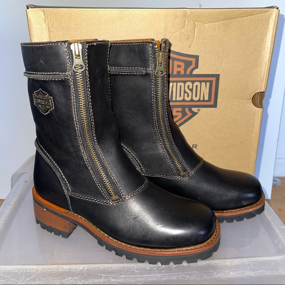Harley-Davidson Shoes - NWT in box Harley Davidson had double zipper leather brown black heeled boots